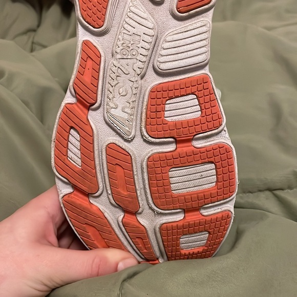 Hoka one one - Picture 2 of 2